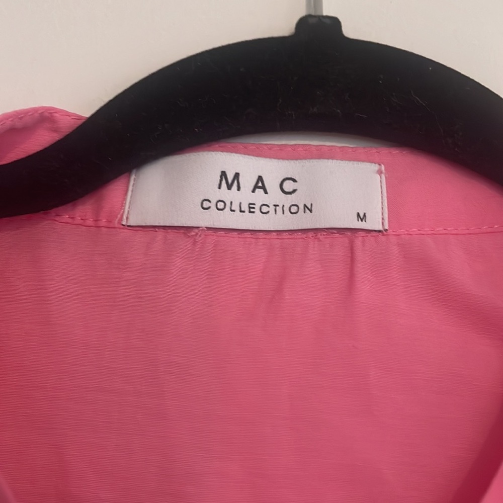 Pink button up top - Picture 3 of 4